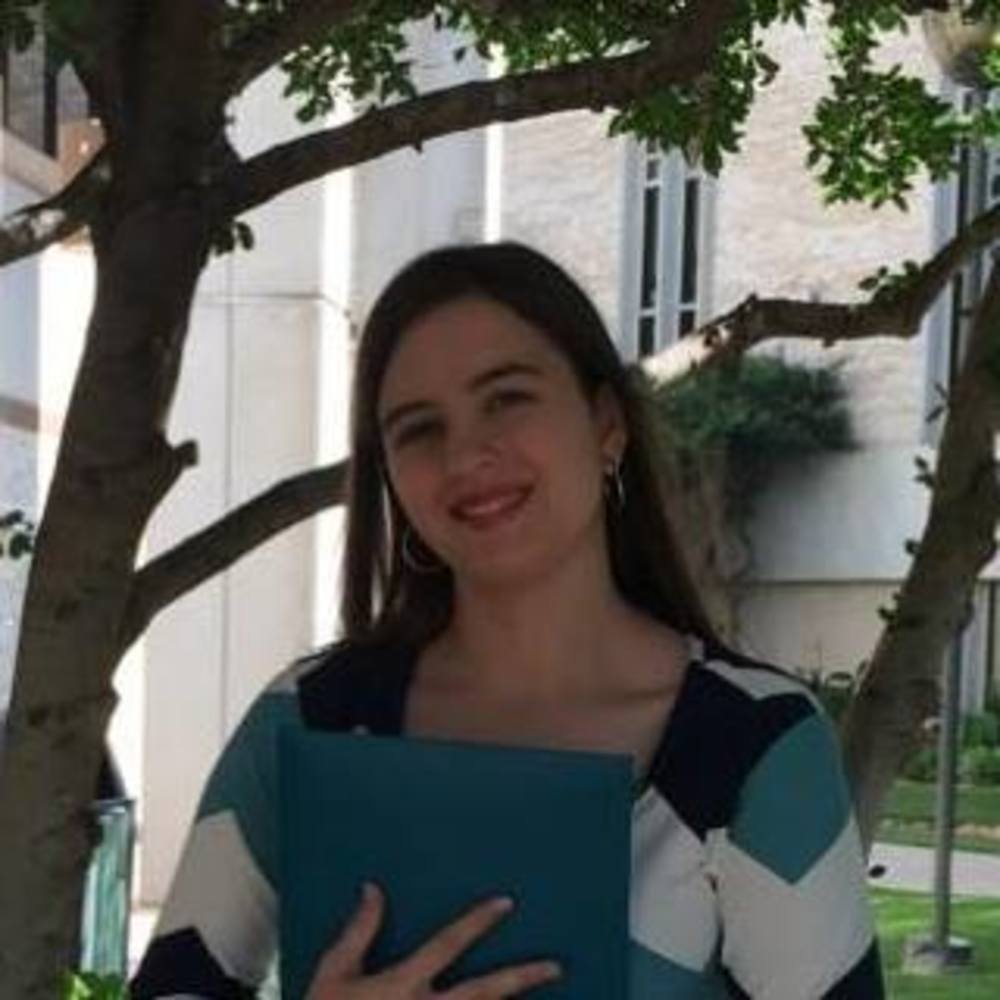 Meet your Posher, Pamela